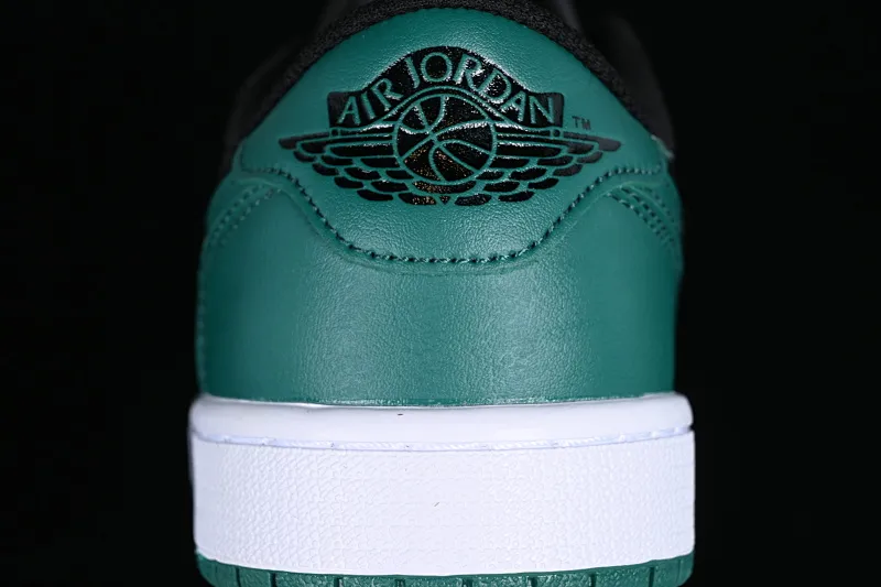 All categories Air Jordan Jordan series basketball shoes Air Jordan 1 Low Z version Air Jordan 1 Low AJ1 Joe 1 black and green color low-top cultural casual sneakers CZ0775-036